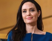 Джоли не разрешила Питту поздравить детей с днем рождения Джоли не разрешила Питту поздравить детей с днем рождения