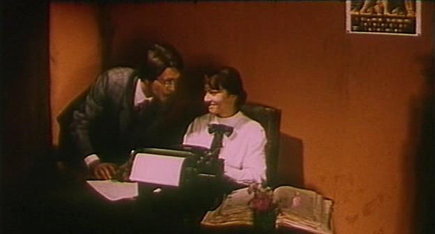 Красные дипкурьеры (1977) DVDRip - Трейлеры