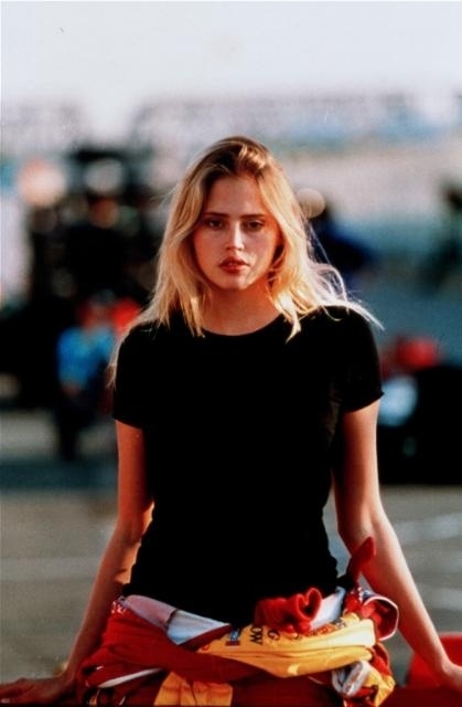 Гонщик (2001) - Трейлеры Гонщик (2001) - Трейлеры