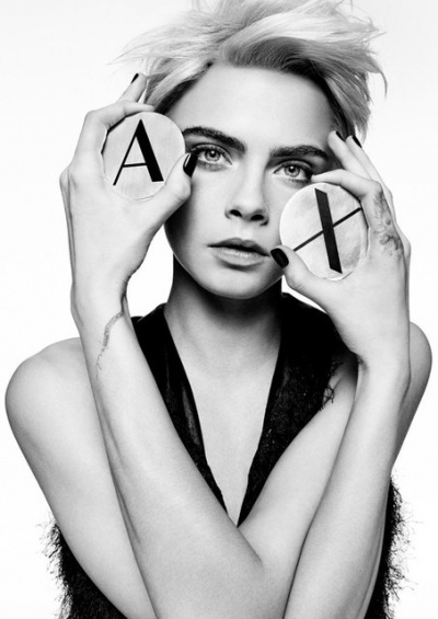Кара Делевинь снялась в рекламе Armani Кара Делевинь снялась в рекламе Armani