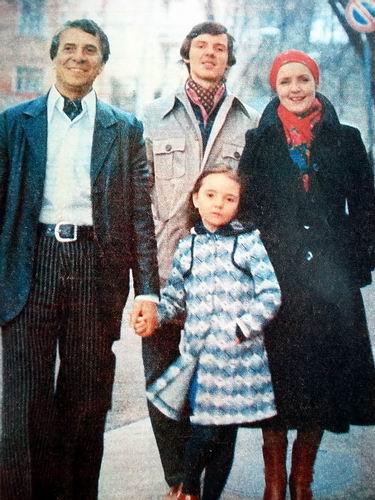 О детях Кирилла Лаврова - Биографии