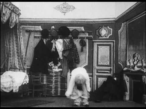 Невозможное раздевание (1900) - Трейлеры Невозможное раздевание (1900) - Трейлеры