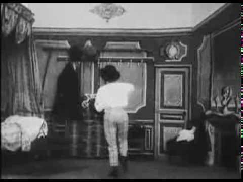 Невозможное раздевание (1900) - Трейлеры Невозможное раздевание (1900) - Трейлеры
