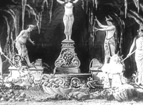Галлюцинации барона Мюнхгаузена (1911) - Трейлеры Галлюцинации барона Мюнхгаузена (1911) - Трейлеры