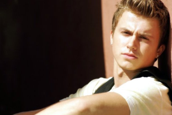 Кенни Вормолд Kenny Wormald - Биографии Кенни Вормолд Kenny Wormald - Биографии