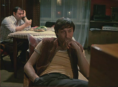 Влюблён по собственному желанию (1982) - Трейлеры Влюблён по собственному желанию (1982) - Трейлеры