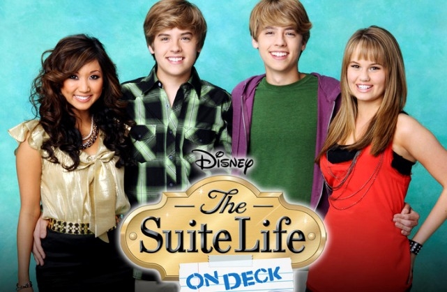 Всё тип-топ, или жизнь на борту / The suite life on deck 1-3 сезон (2008-2011) - Трейлеры Всё тип-топ, или жизнь на борту / The suite life on deck 1-3 сезон (2008-2011) - Трейлеры