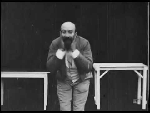 У человека несколько голов (1898) - Трейлеры У человека несколько голов (1898) - Трейлеры