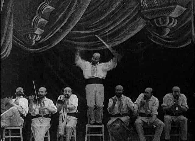 Человек-оркестр (1900) - Трейлеры Человек-оркестр (1900) - Трейлеры