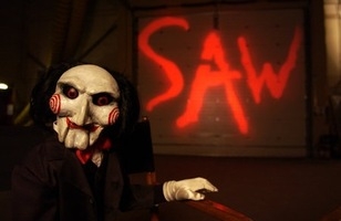 Маска из пилы (SAW) - Трейлеры Маска из пилы (SAW) - Трейлеры