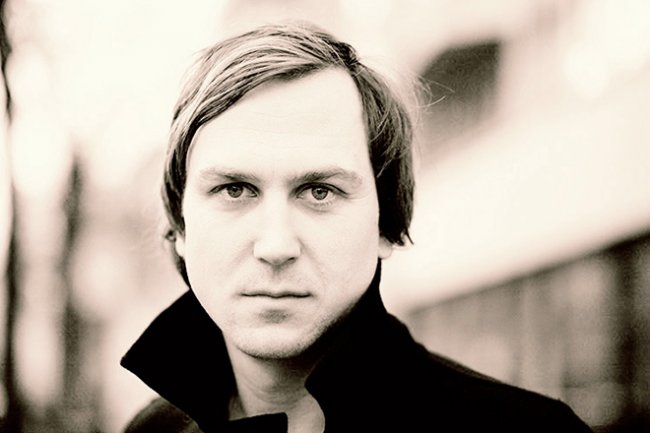 Ларс Айдингер - Биография