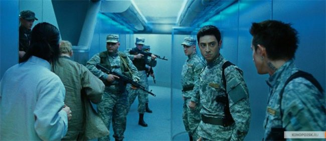 На игре 2. Новый уровень (2010) - Трейлеры