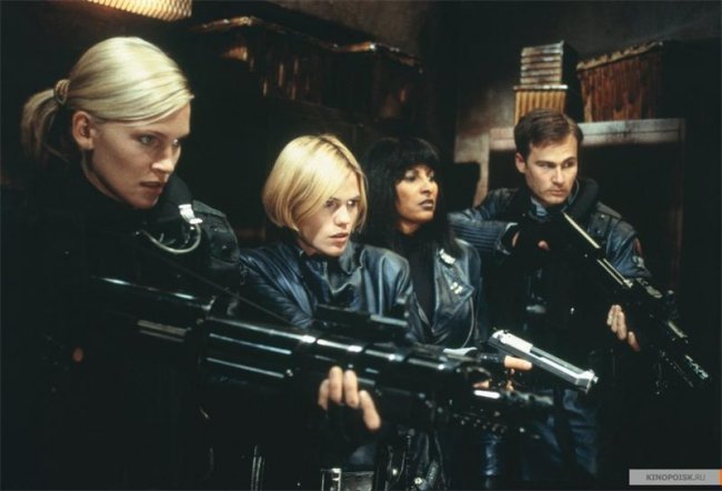 Призраки Марса (2001) - Трейлеры