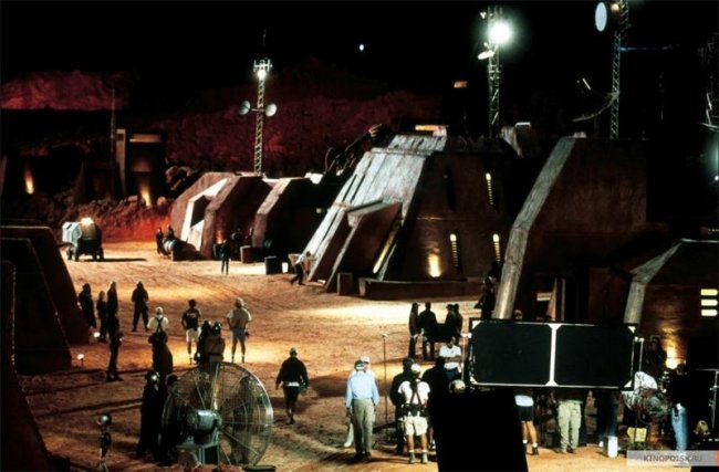 Призраки Марса (2001) - Трейлеры