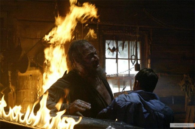 Поворот не туда (2003) - Трейлеры