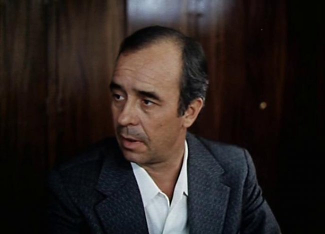 Фильм "Остановился поезд" (1982) - Трейлеры