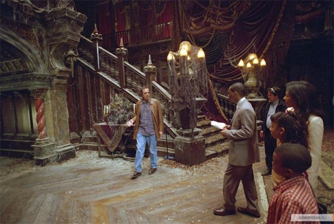 Особняк с привидениями (2003) - Трейлеры