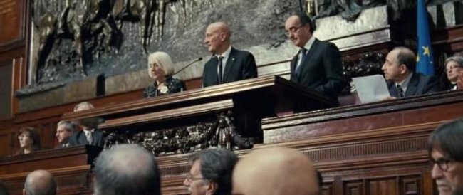 Добро пожаловать, президент! / Benvenuto Presidente! (2012) - Трейлеры