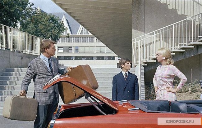 Фантомас разбушевался (1965) - Трейлеры