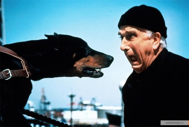 Голый пистолет 2 1/2: Запах страха (1991) - Трейлеры