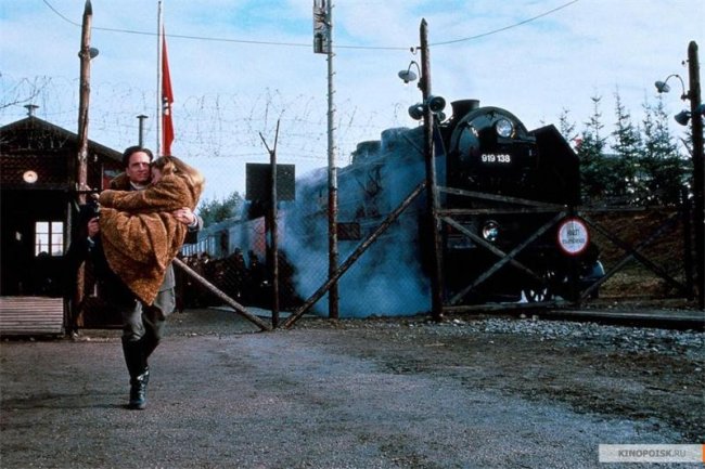 Свет во тьме (1992) - Трейлеры