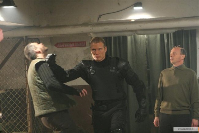 Универсальный солдат 3: Возрождение (2009) - Трейлеры