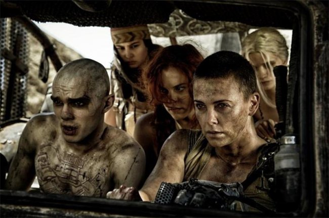 Безумный Макс: Дорога ярости (2015) - Трейлеры