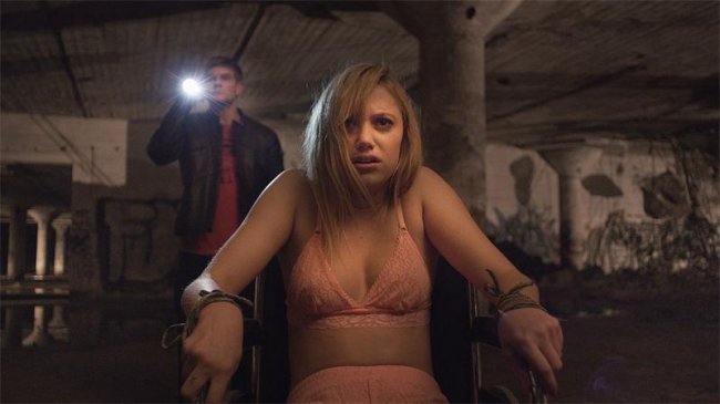 Дом страха / Demonic / House of Horror (2015) - Трейлеры