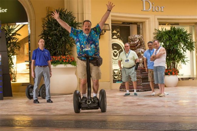 Толстяк против всех / Шопо-коп 2 / Paul Blart: Mall Cop 2 (2015) - Трейлеры