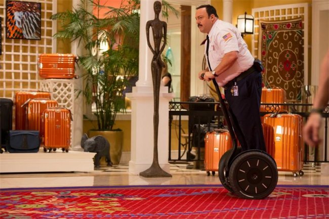 Толстяк против всех / Шопо-коп 2 / Paul Blart: Mall Cop 2 (2015) - Трейлеры