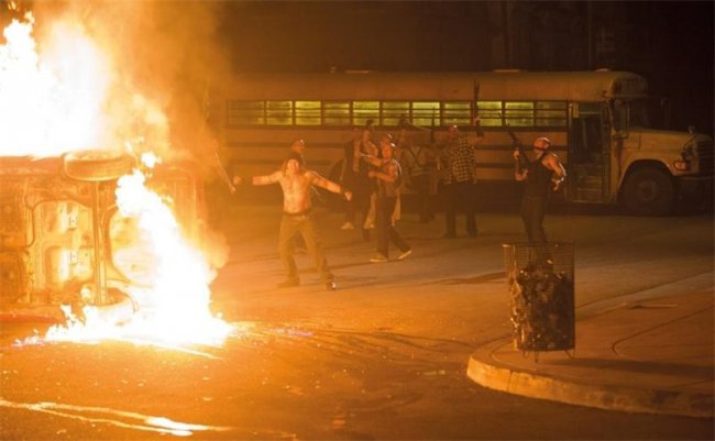 Судная ночь 2/The Purge: Anarchy (2014) - Трейлеры