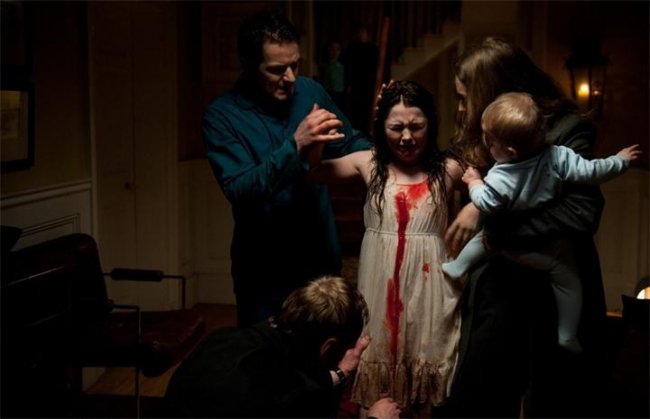 Поцелуй мамочку на ночь (2013) - Трейлеры