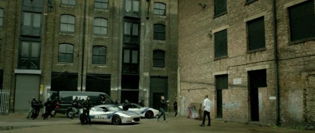 Фильм "Аномалия" The Anomaly (2014) - Трейлеры