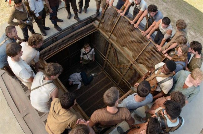 Бегущий по лабиринту / The Maze Runner (12+ ) - Трейлеры