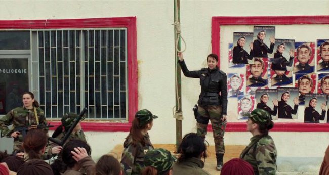 Джеки в царстве женщин / Jacky au royaume des filles (2014) - Трейлеры