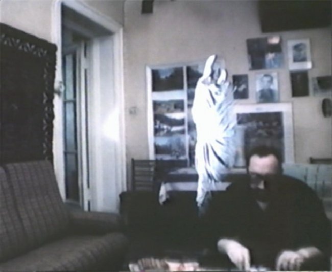 Фильм "Прикосновение" (1992) - Трейлеры