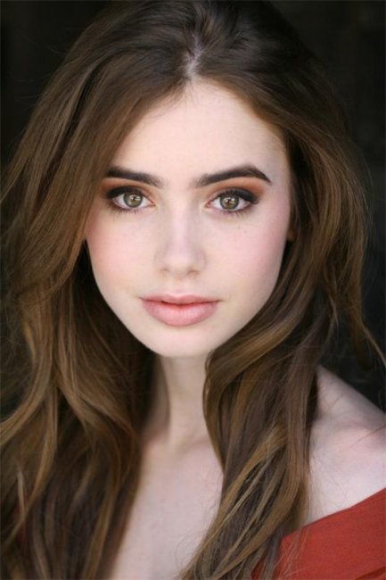 Лили Джейн Коллинз (Lily Jane Collins) - Биографии