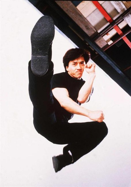 Jackie Chan - Биографии