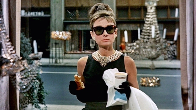 Завтрак У Тиффани ( Breakfast at Tiffany's ) - Трейлеры