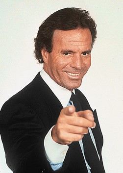Хулио Иглесиас (Julio Iglesias) биография певца, фото, личная жизнь, его жена и дети 2017 - Российские актеры.