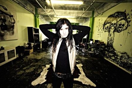 Скриллекс (Skrillex) или Сонни Джон Мур, ошибочно Скрилекс, биография и фото 2017 - Режиссеры. Скриллекс (Skrillex) или Сонни Джон Мур, ошибочно Скрилекс, биография и фото 2017 - Режиссеры.