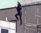 Полученная на съемках травма Тома Круза оказалась серьезной Полученная на съемках травма Тома Круза оказалась серьезной