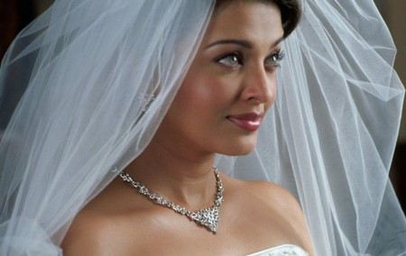 Айшвария Рай (Aishwarya Rai) биография, фото, личная жизнь и ее дочка 2017 - Режиссеры. Айшвария Рай (Aishwarya Rai) биография, фото, личная жизнь и ее дочка 2017 - Режиссеры.
