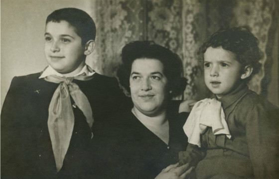 Биография Юлия Гусмана - Режиссеры.