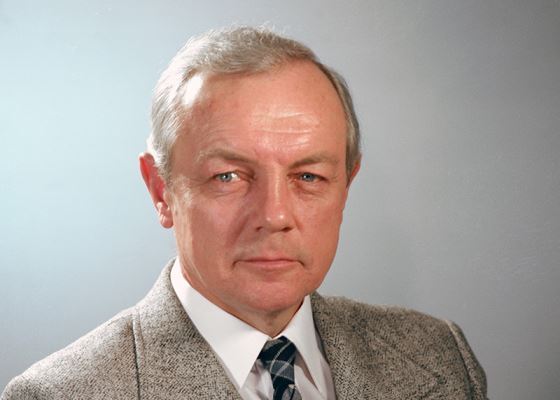 Биография Кирилла Лаврова - Российские актеры.