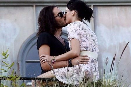 Рассел Брэнд (Russell Brand) биография, фото, личная жизнь - Иностранные актеры. Рассел Брэнд (Russell Brand) биография, фото, личная жизнь - Иностранные актеры.