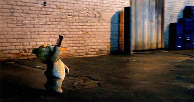 Третий лишний (фильм, 2012) - Трейлеры