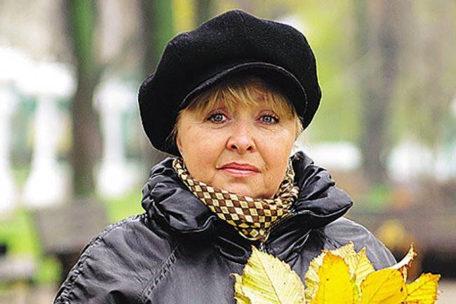 Анна Фроловцева - Биография
