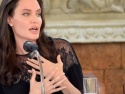 Джоли призналась, что снова хочет стать такой, какой была до брака с Питтом