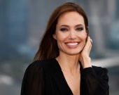 Фильм Анджелины Джоли будет бороться за "Оскар" Фильм Анджелины Джоли будет бороться за "Оскар"